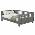Divano letto singolo in legno grigio con materasso e cuscini